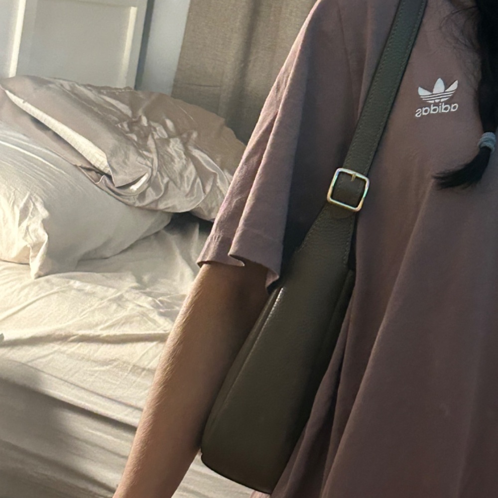 Coach - Picture 12 of 13